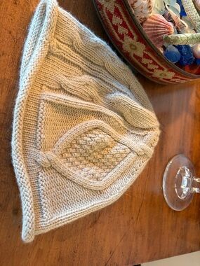 Banana Republic Beige Cable Knit Beanie